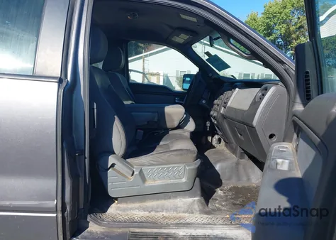 2014 Ford F-150 Xl z USA, uszkodzony, nr VIN 1FTFX1EF3EFA85414